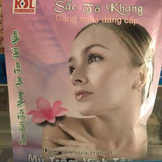 Bột tắm trắng sắc tố khang trắng và mịn da dau khi tắm