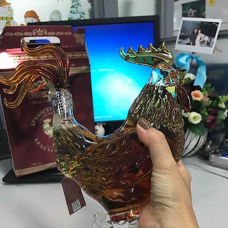 rượu con gà nga là rượu congac