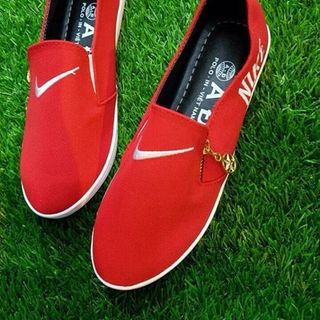 Giày lười nữ nike