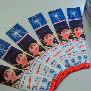 Pháo bông 1 hộp 1000 que