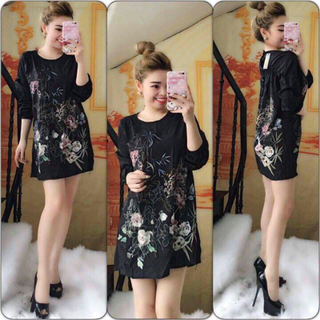 Đầm suông in họa tiết kèm lót