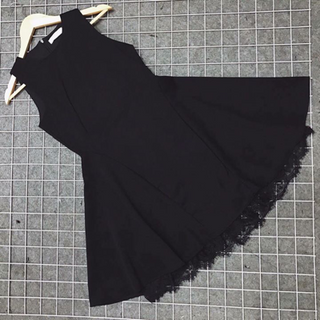 Đầm 2 lớp chân ren siêu đẹp