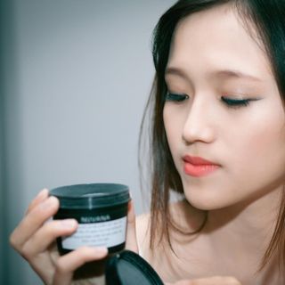 Bột rửa mặt than hoạt tính