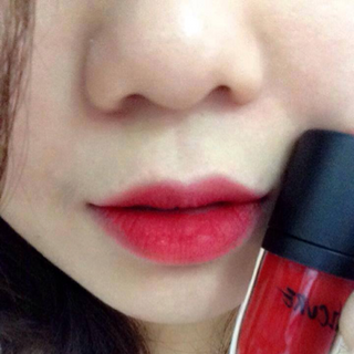 Son kem clio virgin kiss lipnicure