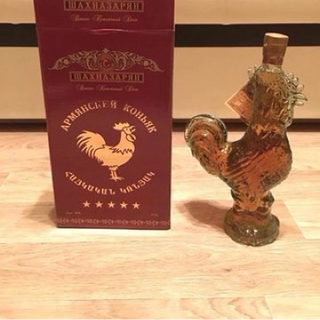 Rượu cognac con gà 2017