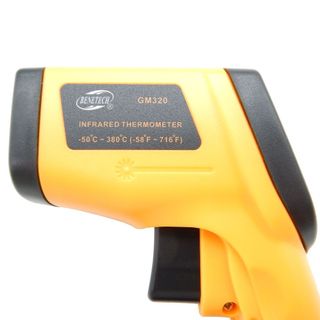 Nhiệt kế điện tử hồng ngoại benetech gm320