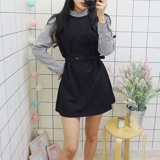 Đầm phối sọc kèm belt