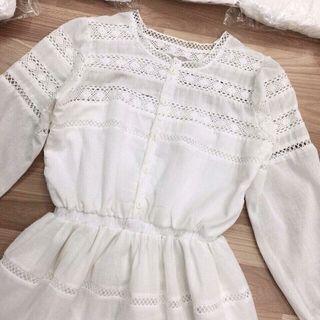 Đầm xô xoè ren tay dài