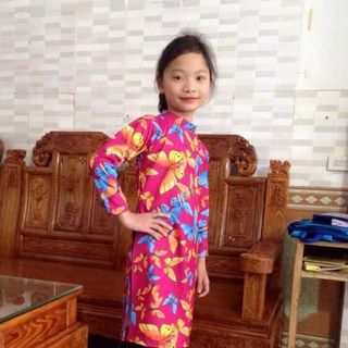 Áo dài cách tân cho bé về mẫu mới nhé