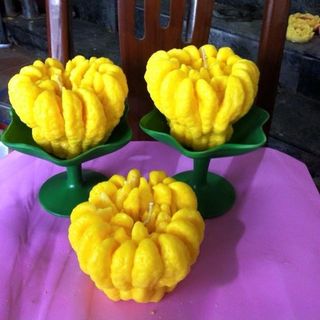 Ân niên đại cát kim kê chiêu tài