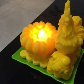 Ân niên đại cát kim kê chiêu tài