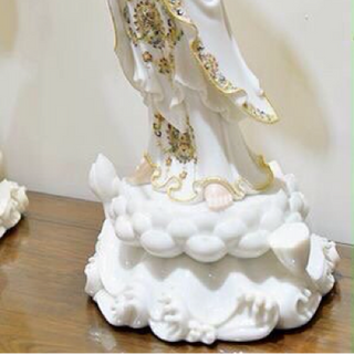 Tây phương tam thánh đứng