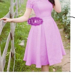 Đầm xòe phối ren cổ