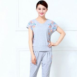 Đồ bộ hoa mùa xuân màu xanh đen