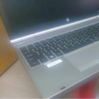 Laptop hp 8560p -