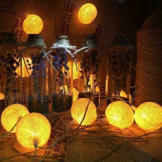 Đèn cotton ball