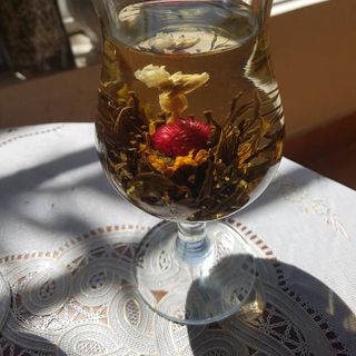 Trà hoa viên nghệ thuật
