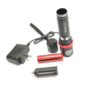 Đèn pin sạc C38 / T101