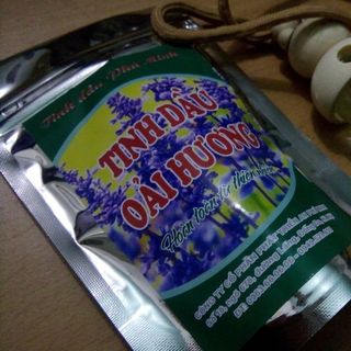 Tinh dầu treo xe oải hương
