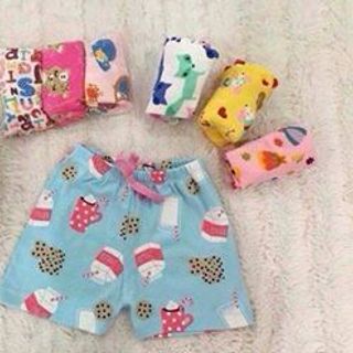 Quần đùi carter cho bé