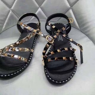 Sandals dây đan nạm đinh quảng châu