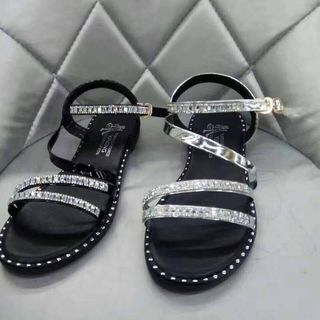 Sandals dây đan nạm đinh quảng châu