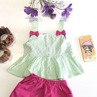 Bộ bé gái cổ vuông 2 nơ