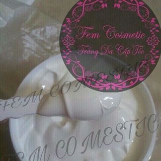 Kem body trắng da cấp tốc