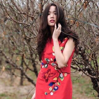 đầm đuôi cá in hoa mã tn303 chất liệu poly dày dặn