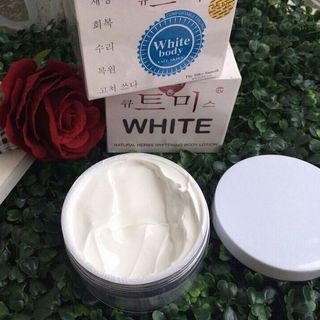 Kem dưỡng thể white body - restores the silky smooth giá sỉ