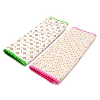 Combo 2 khăn phủ tủ lạnh có hoa văn đa năng kèm 8 túi nhỏ