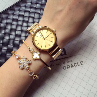 Dior lên tay dể thương