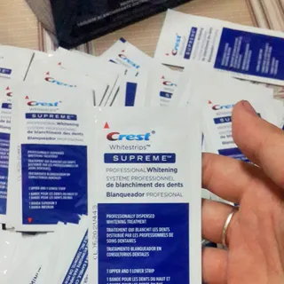 Miếng dán trắng răng crest supreme professional hàng mỹ