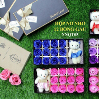 Hộp 12 bông hồng sáp