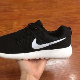 Nike roshe run