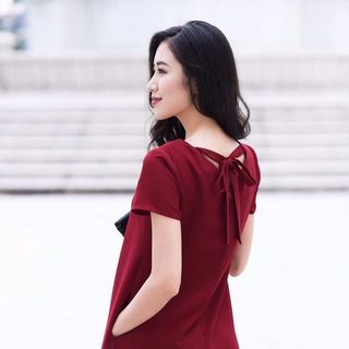 Đầm suông nút bọc buộc nơ