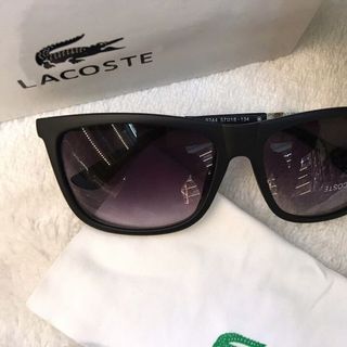 Mắt kính mát lacoste