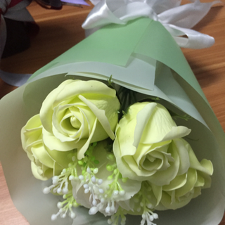 Bó hoa hồng sáp xin xắn