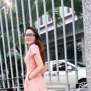 Đầm thắt dây eo