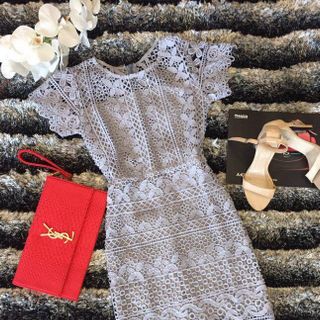 Đầm body tay con
