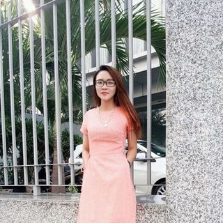 Đầm thắt dây eo