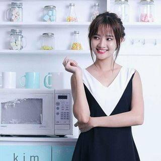 Đầm cổ tim phối đen trắng