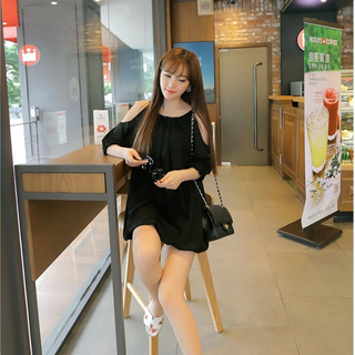 Đầm suông tay lỡ xẻ vai