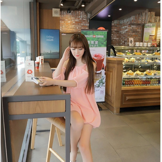 Đầm suông tay lỡ xẻ vai xinh
