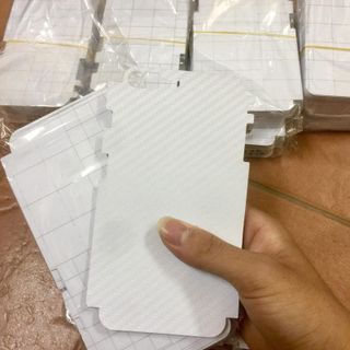 Miếng dán cacbon mặt sau cho iphone