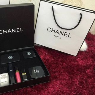 bộ mỹ phẩm chanel 9 món sang chảnh giá sỉ