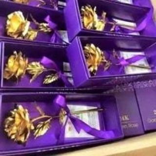 Hoa mạ vàng 24 có đế