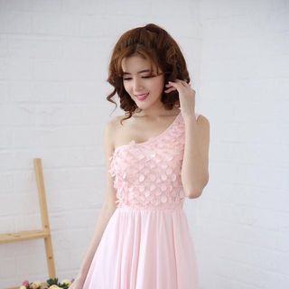 Đầm maxi dạ hội hay đi biển lệc vai hoa nổi