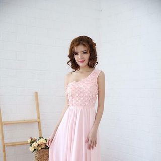 Đầm maxi dạ hội hay đi biển lệc vai hoa nổi
