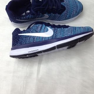 Giày thể tha-nike